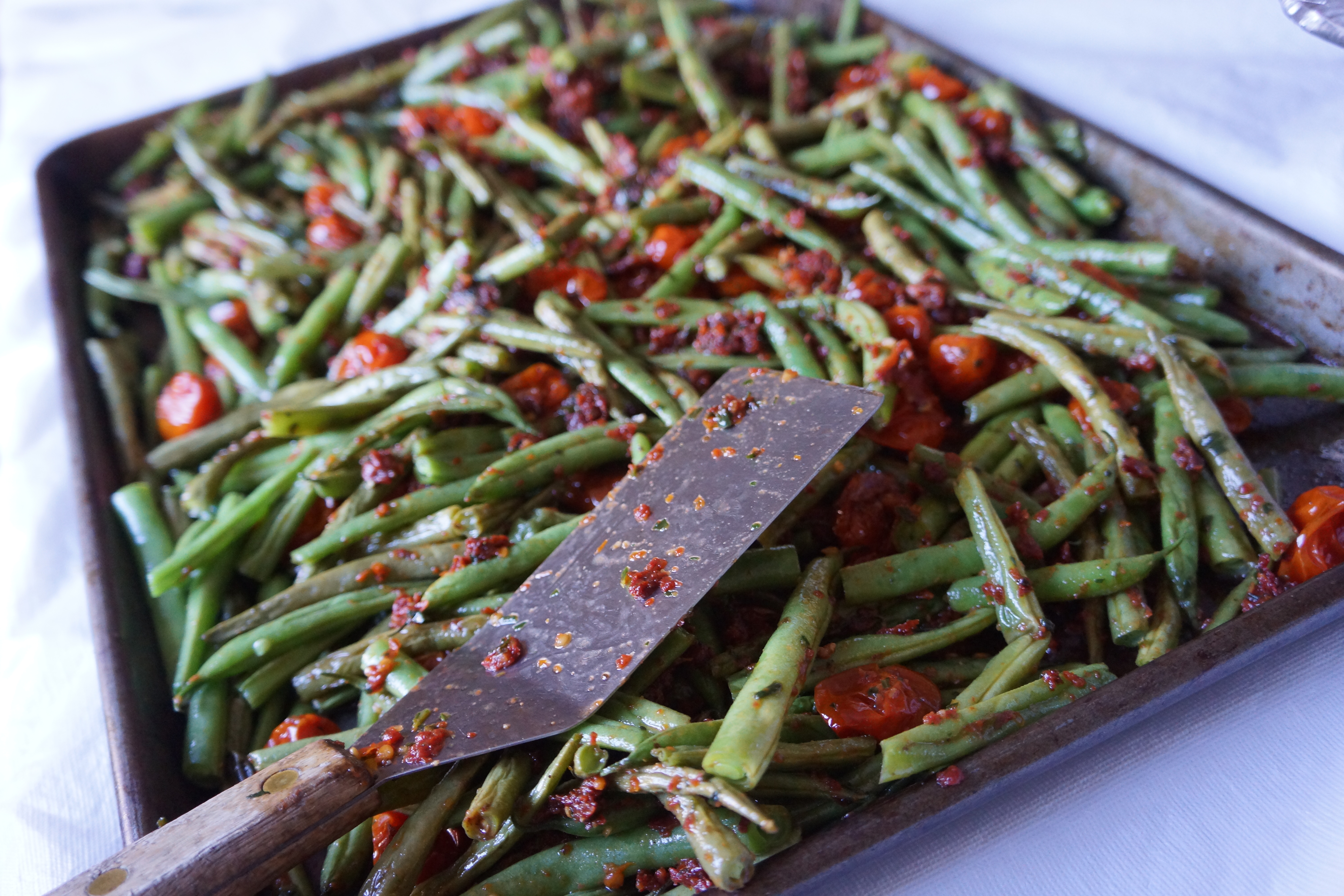 green beans with sundried pesto2
